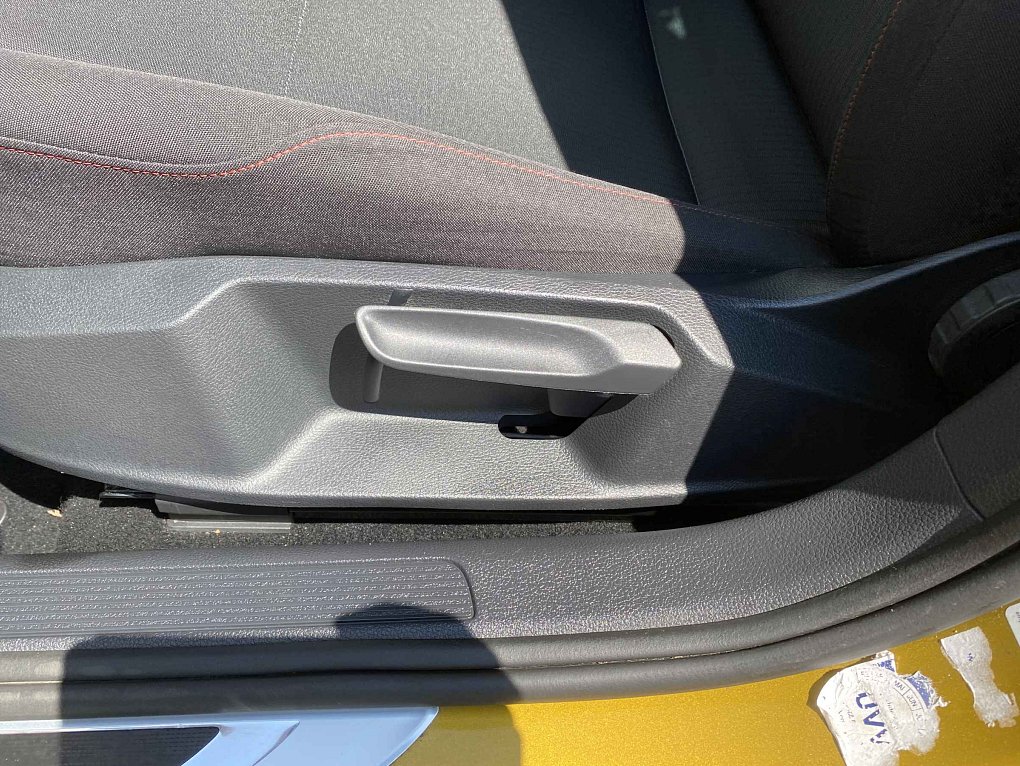 Volkswagen Golf 2.0 TDi Sound