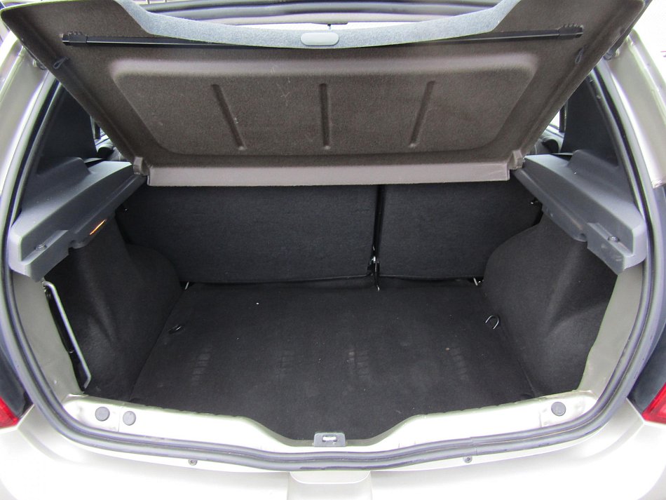 Dacia Sandero 1.2 16V 