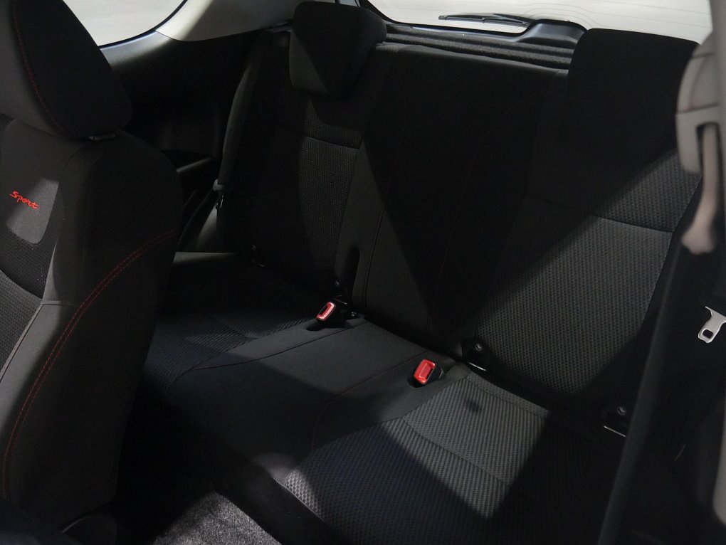 Suzuki Swift 1.6 i Sport