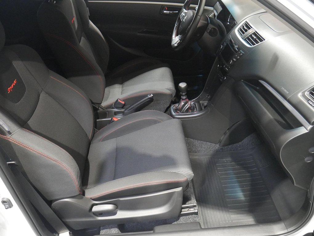 Suzuki Swift 1.6 i Sport