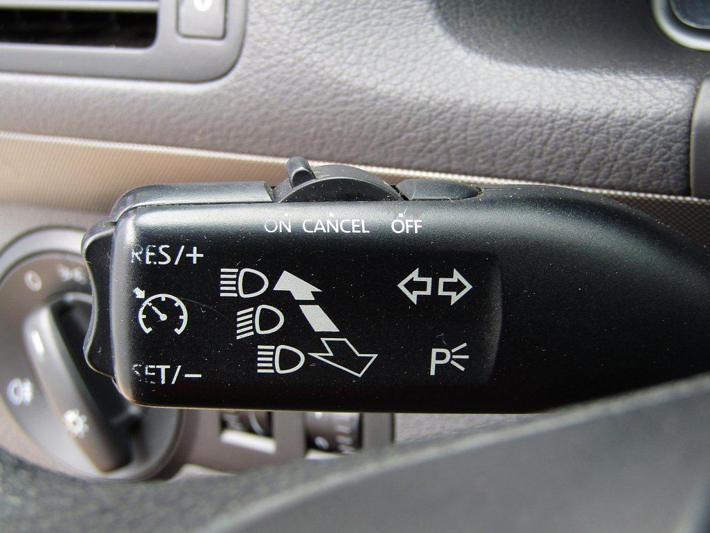 Volkswagen Touran 1.9 TDi 
