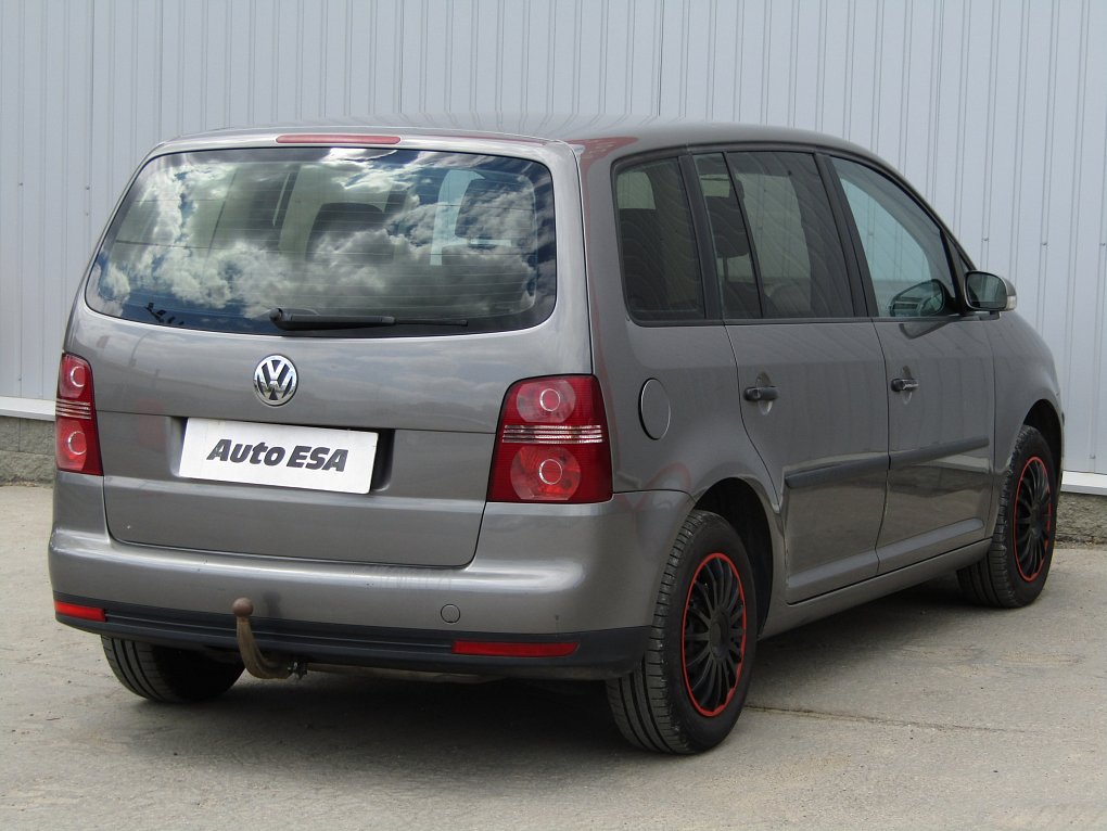 Volkswagen Touran 1.9 TDi 