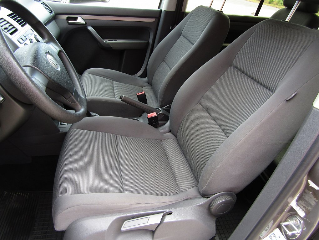 Volkswagen Touran 1.9 TDi 
