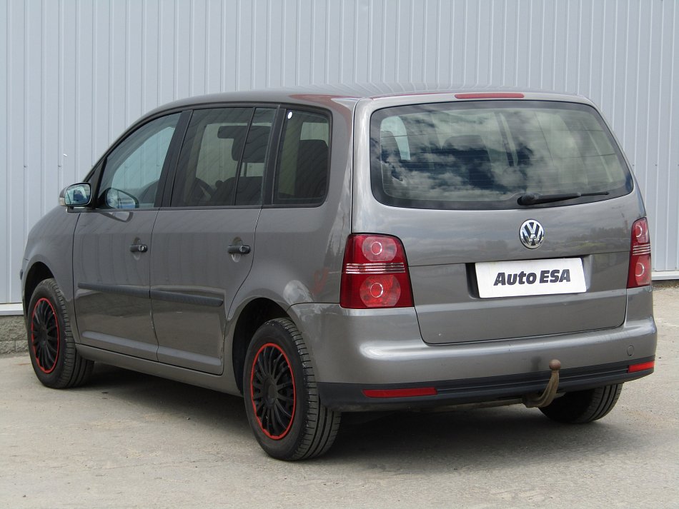 Volkswagen Touran 1.9 TDi 