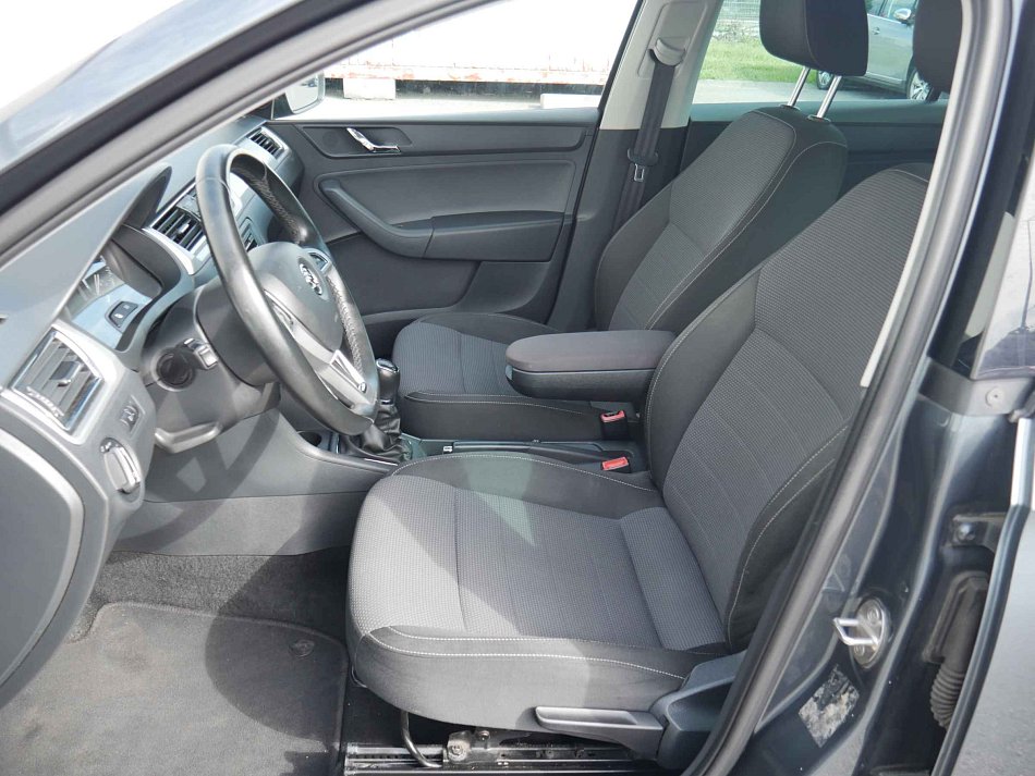 Škoda Rapid 1.6 TDi Elegance