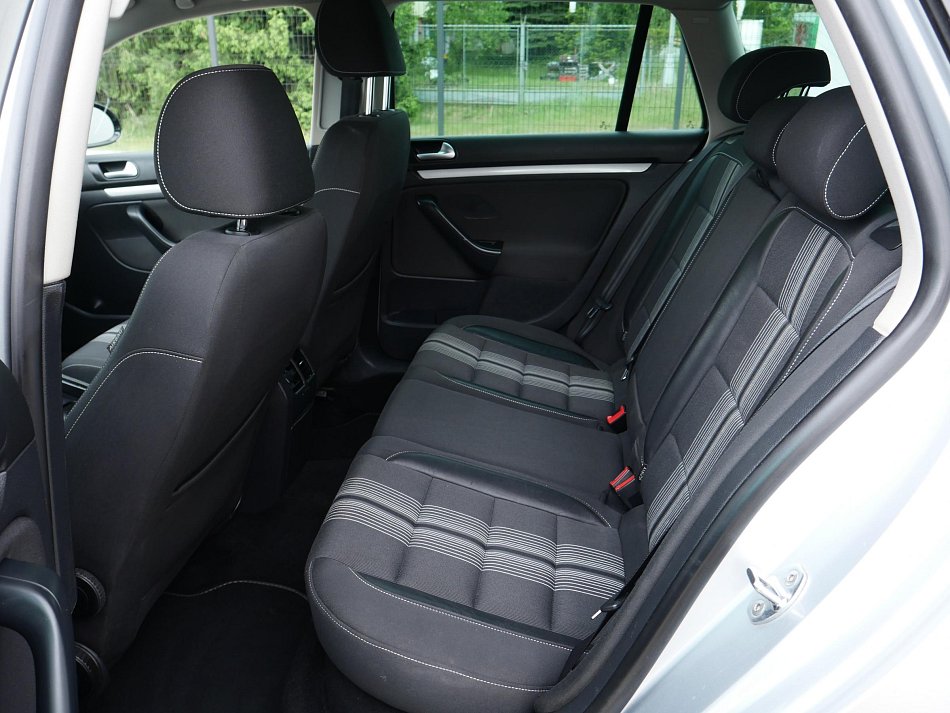 Volkswagen Golf 1.6 TDi Match