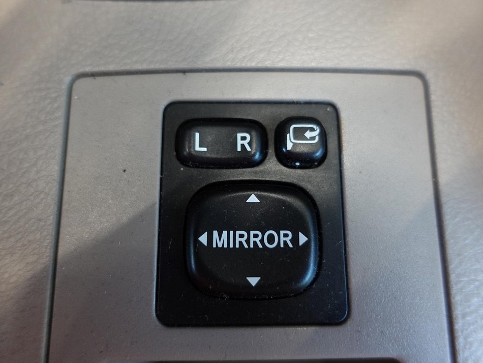 Toyota RAV4 2.0 VVT-i  4x4