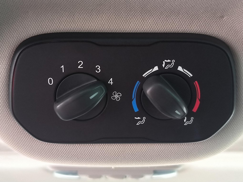 Ford Tourneo Custom 2.2TDCi Titanium