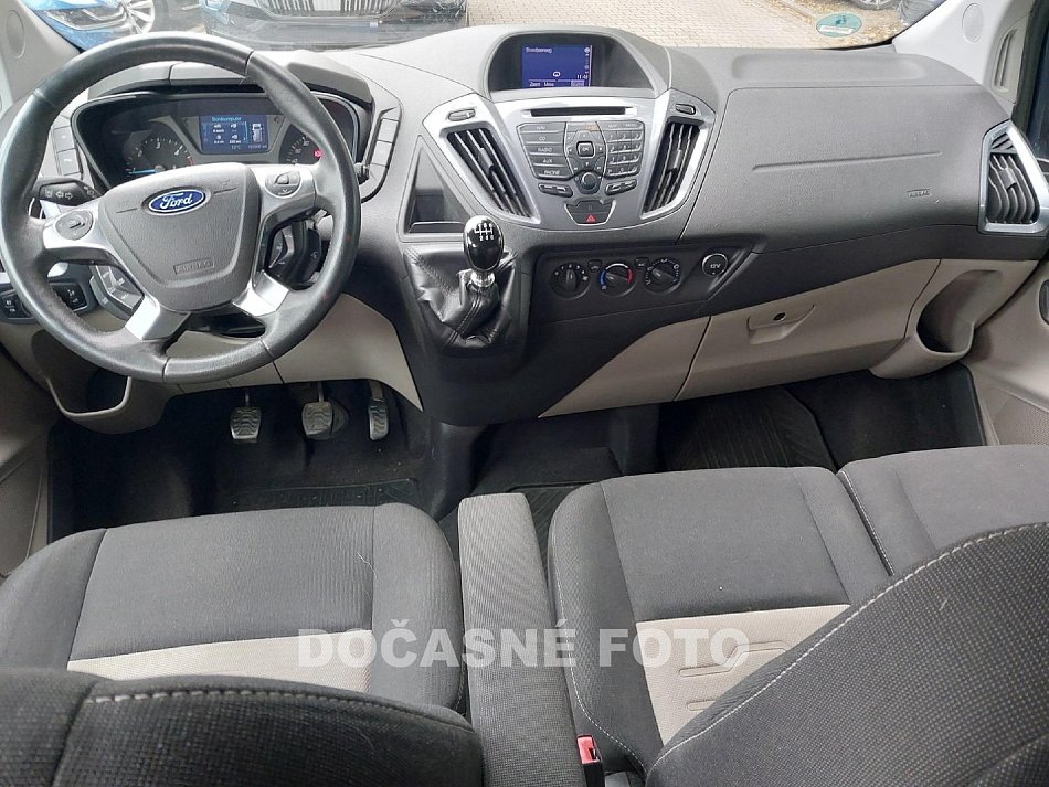 Ford Tourneo Custom 2.2TDCi Titanium