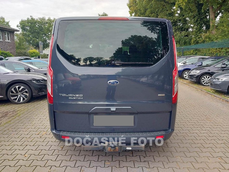 Ford Tourneo Custom 2.2TDCi Titanium