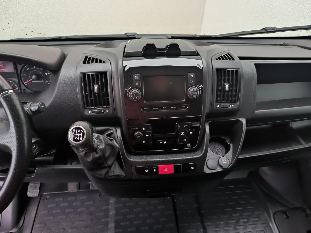 Citroën Jumper 2.2HDi  L4H2