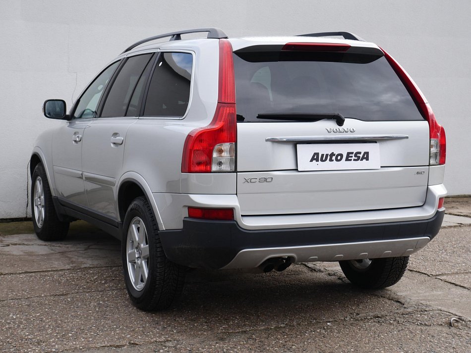 Volvo XC90 2.4 D5  4x4