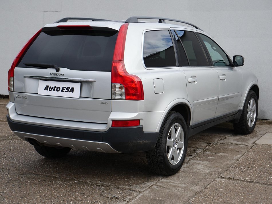 Volvo XC90 2.4 D5  4x4