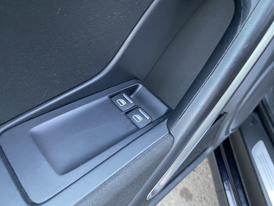 Volkswagen Beetle 1.4 TSi 