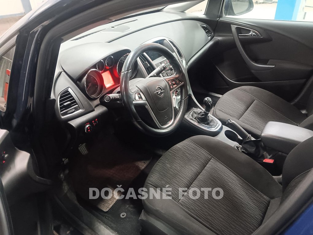 Opel Astra 1.6CDTi 