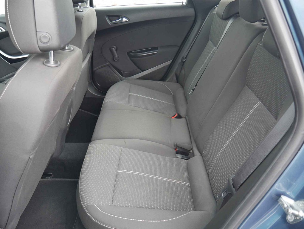 Opel Astra 1.4T 