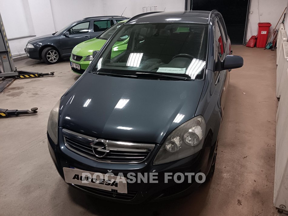 Opel Zafira 1.7 CDTi Enjoy 7 Míst