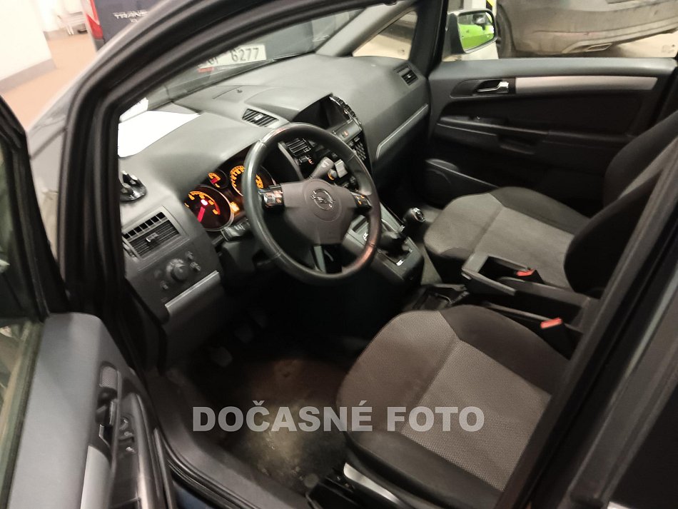 Opel Zafira 1.7 CDTi Enjoy 7 Míst