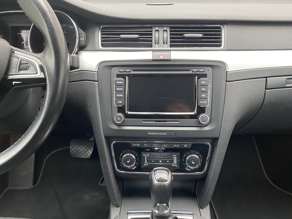 Škoda Superb II 2.0 TDi Ambition