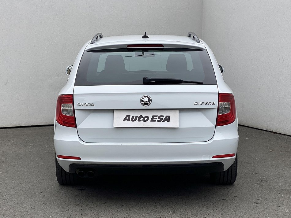 Škoda Superb II 2.0 TDi Ambition