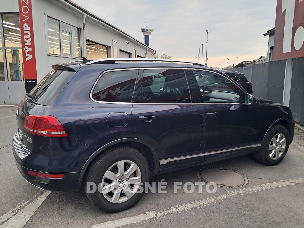 Volkswagen Touareg 3.0 TDi V6  4x4