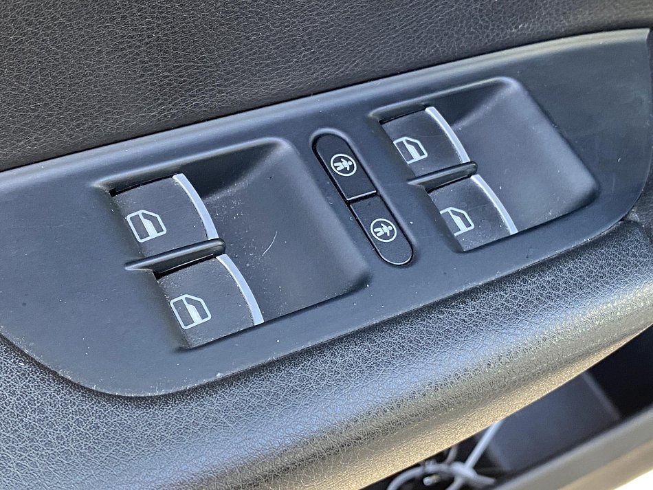 Volkswagen Touareg 3.0 TDi V6  4x4