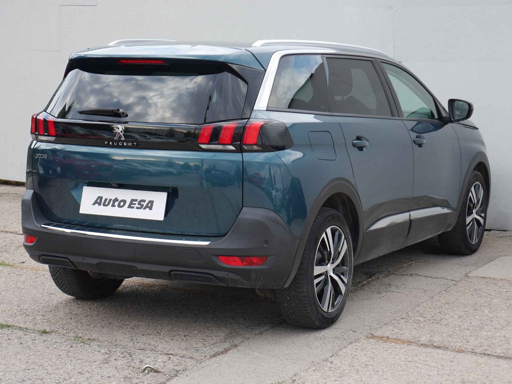 Peugeot 5008 1.2PT Allure