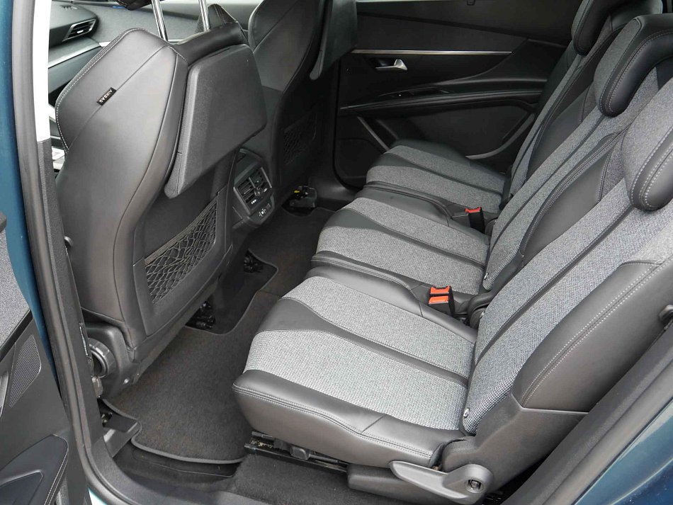 Peugeot 5008 1.2PT Allure