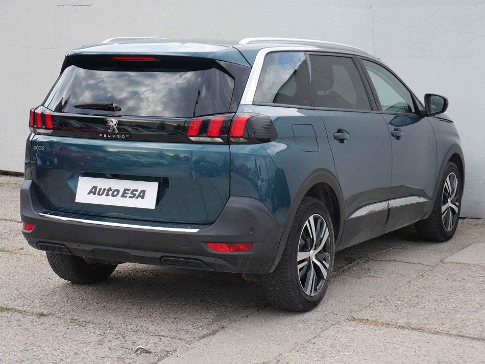 Peugeot 5008 1.2PT Allure