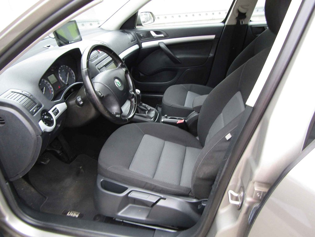 Škoda Octavia II 1.6MPi 