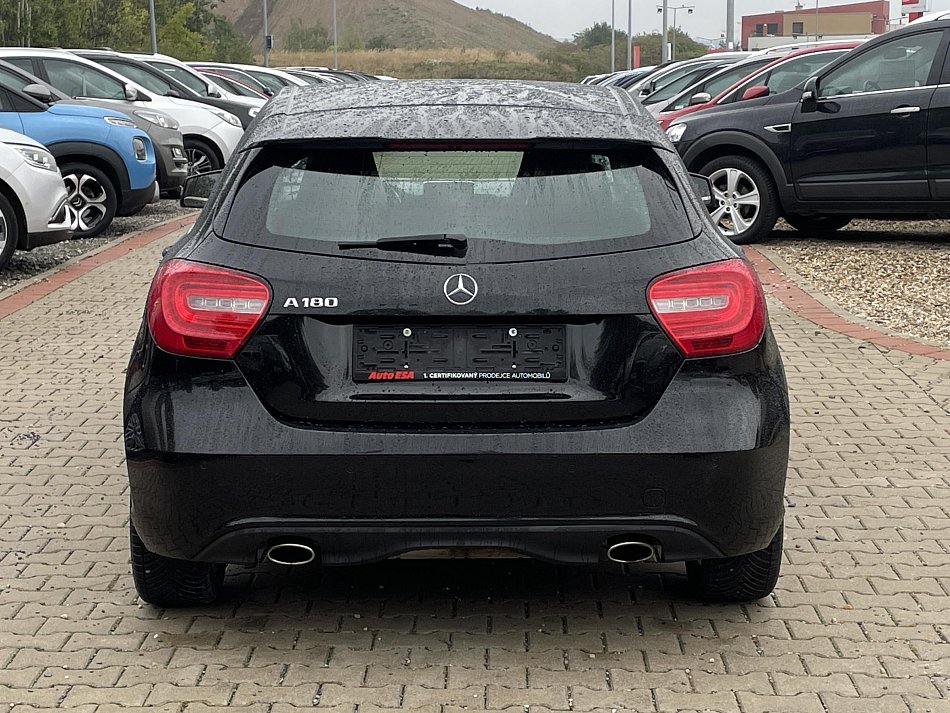 Mercedes-Benz Třída A 1.6i  A180
