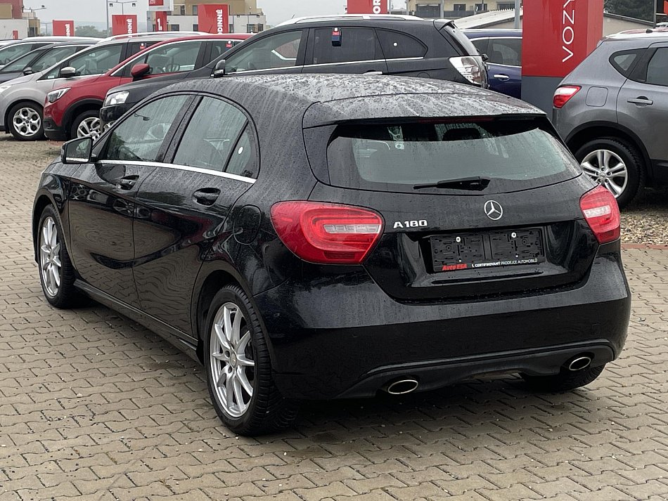 Mercedes-Benz Třída A 1.6i  A180