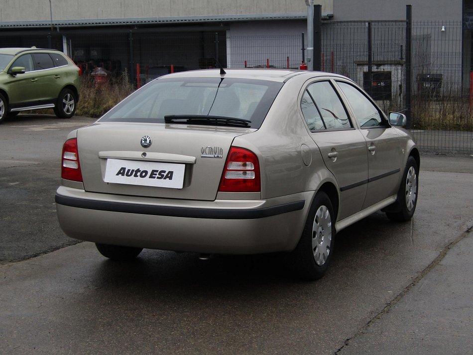 Škoda Octavia 1.6i 