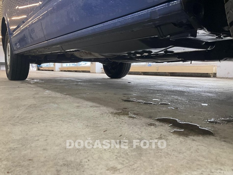 Volkswagen Transporter 2.0TDi  L1H1