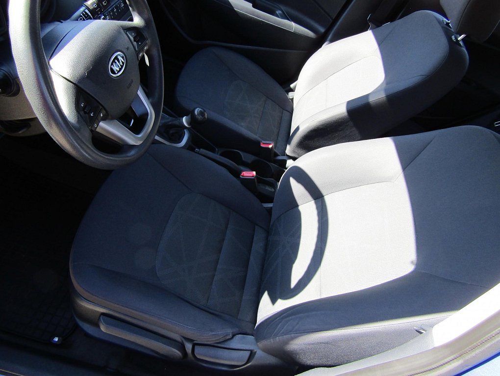 Kia Rio 1.25CVVT 
