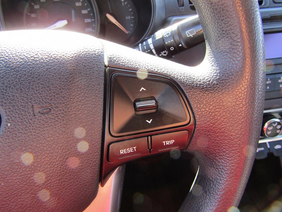 Kia Rio 1.25CVVT 