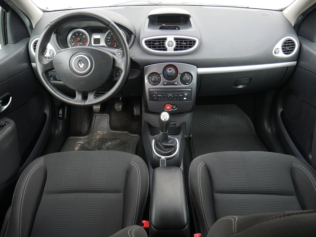 Renault Clio 1.2i 