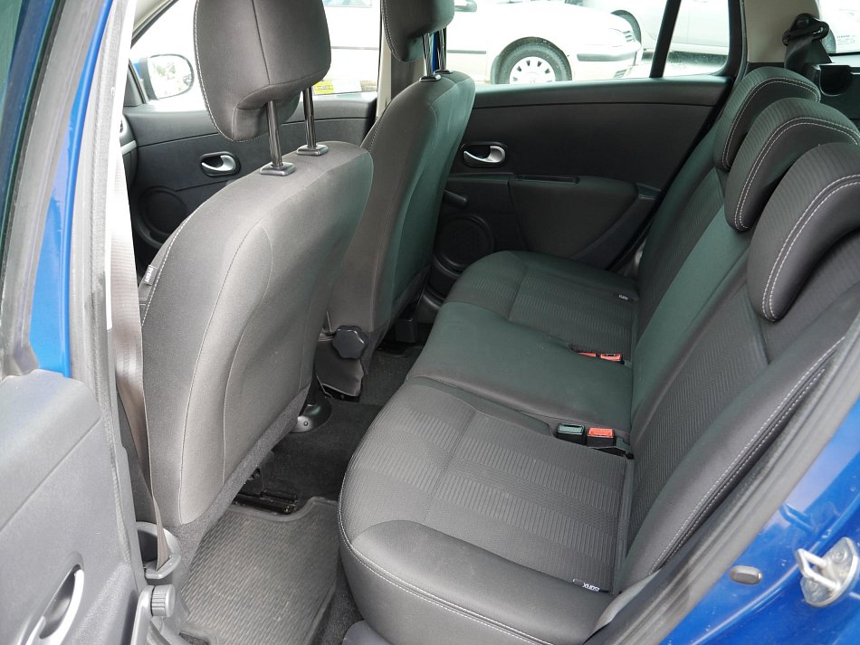 Renault Clio 1.2i 