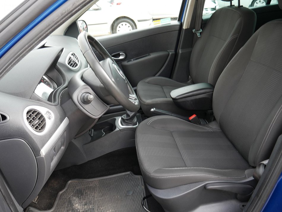 Renault Clio 1.2i 