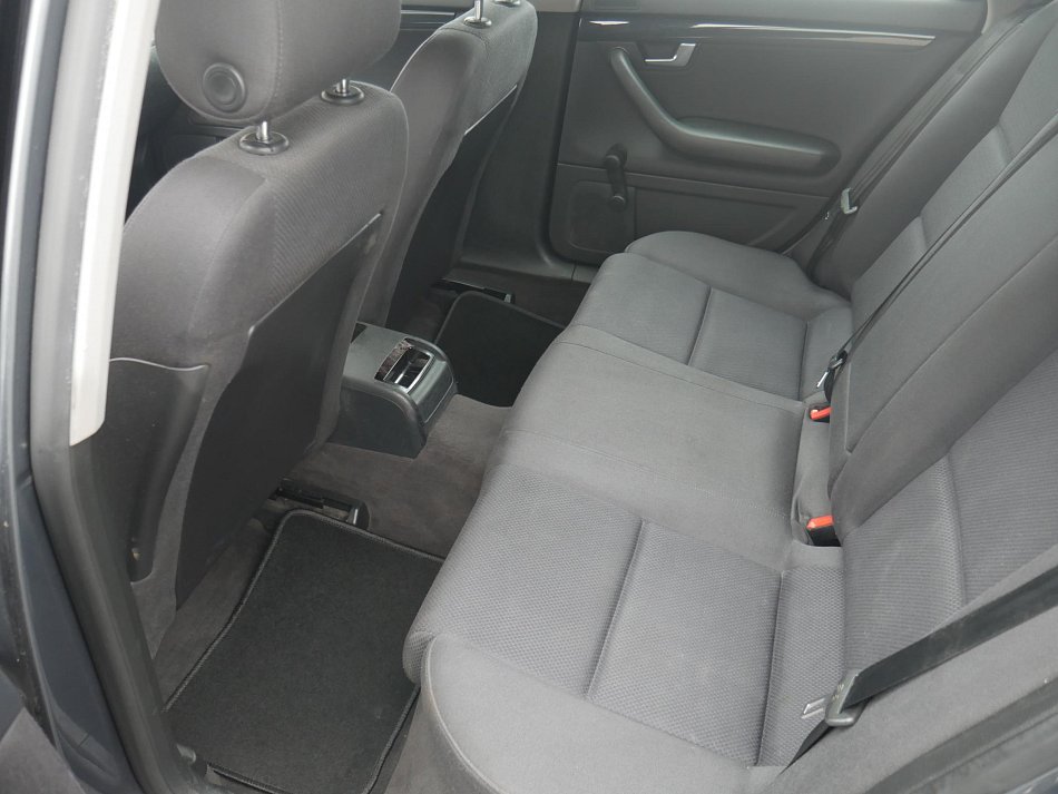 Audi A4 2.0i 