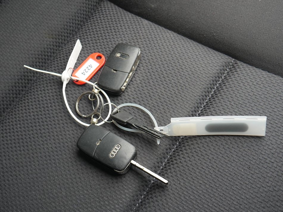 Audi A4 2.0i 