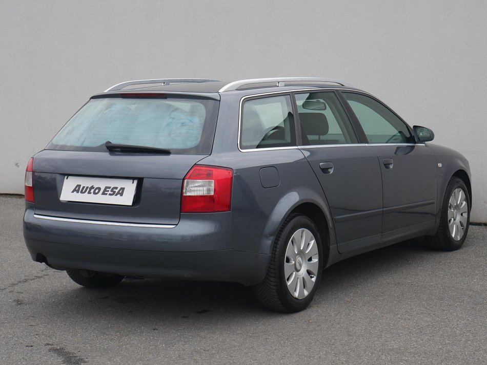 Audi A4 2.0i 