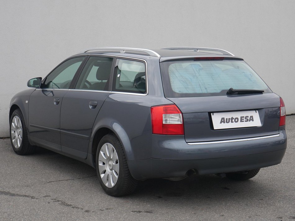Audi A4 2.0i 