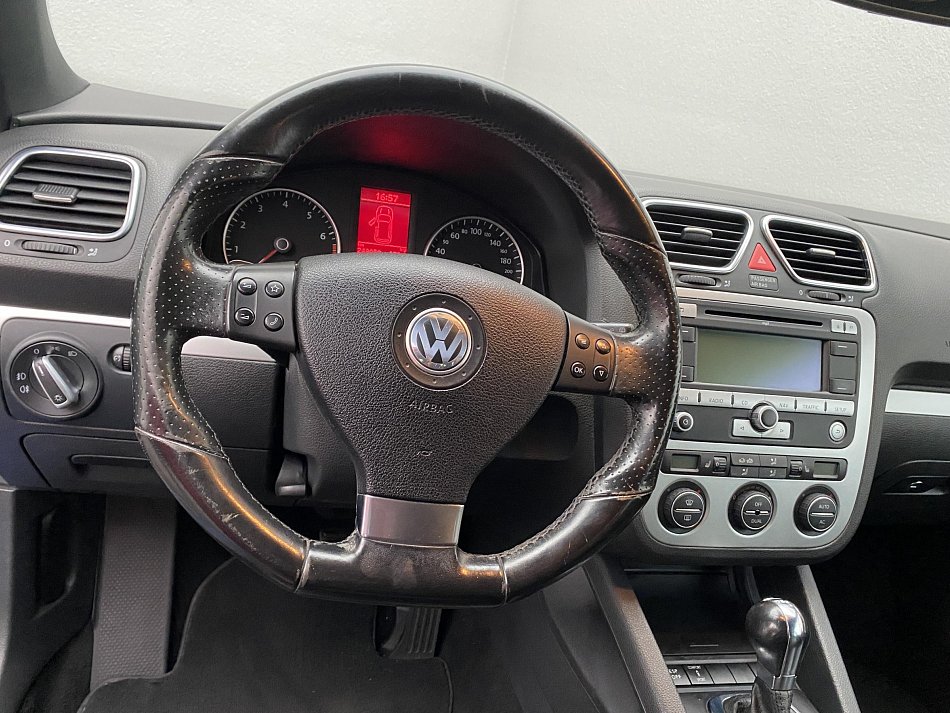 Volkswagen Scirocco 2.0 TSi 