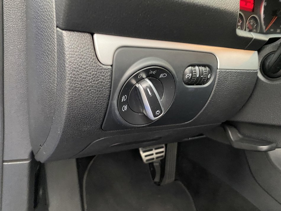 Volkswagen Scirocco 2.0 TSi 