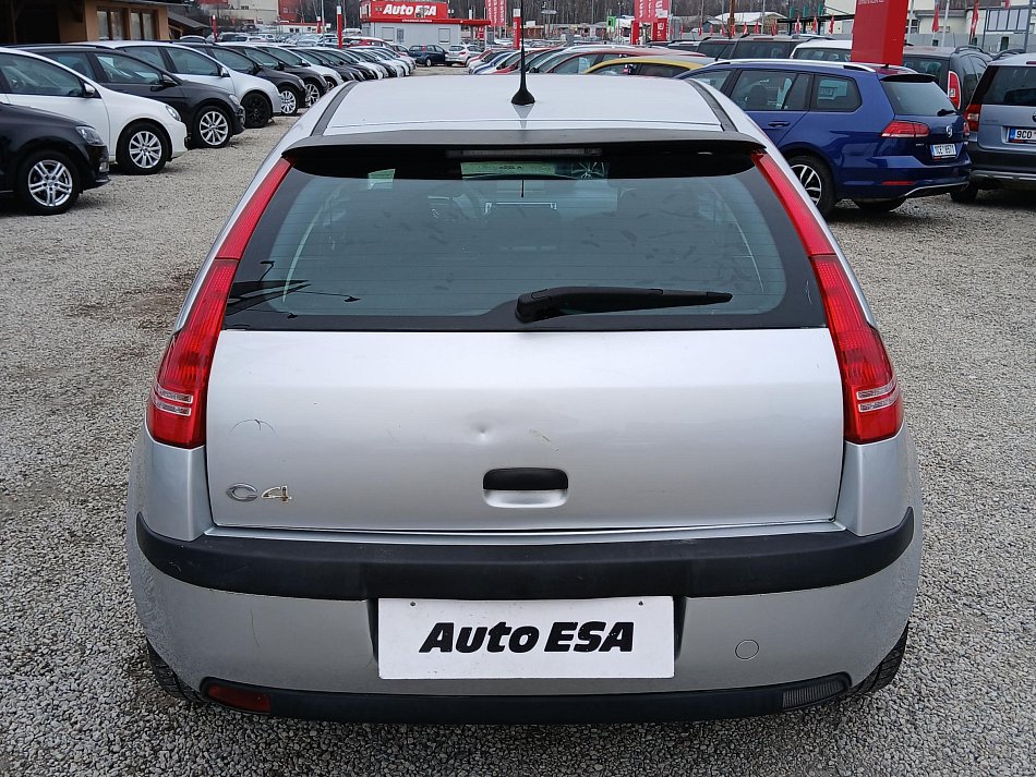 Citroën C4 1.4i 