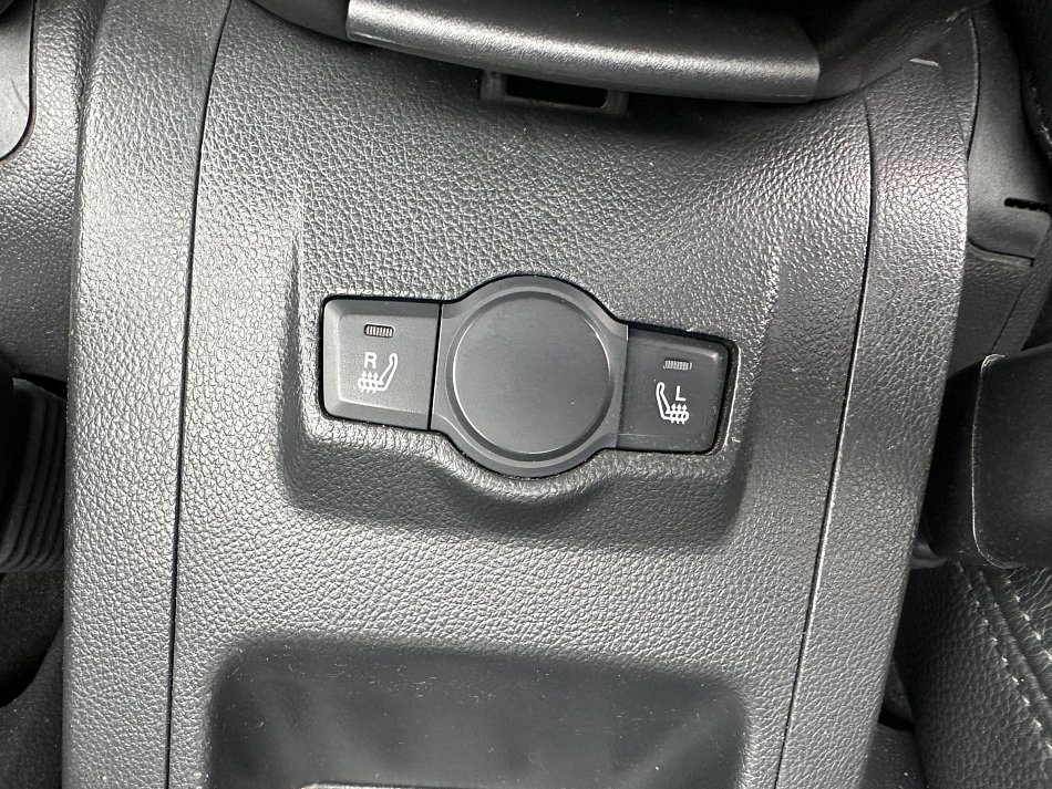 Chevrolet Captiva 2.0 CDTI  4x4, 7míst