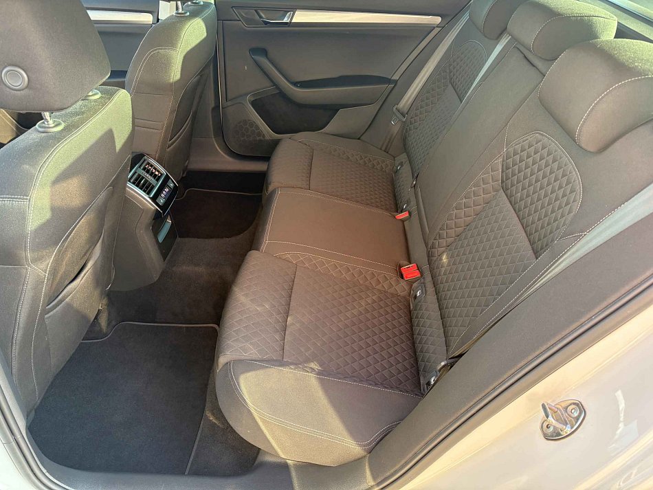 Škoda Superb III 1.8TSi Style