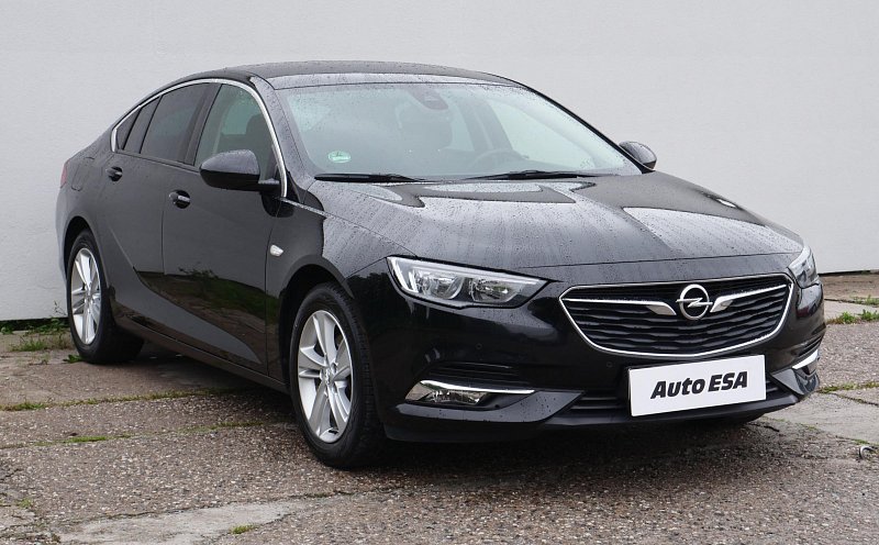 Opel Insignia 1.5T 