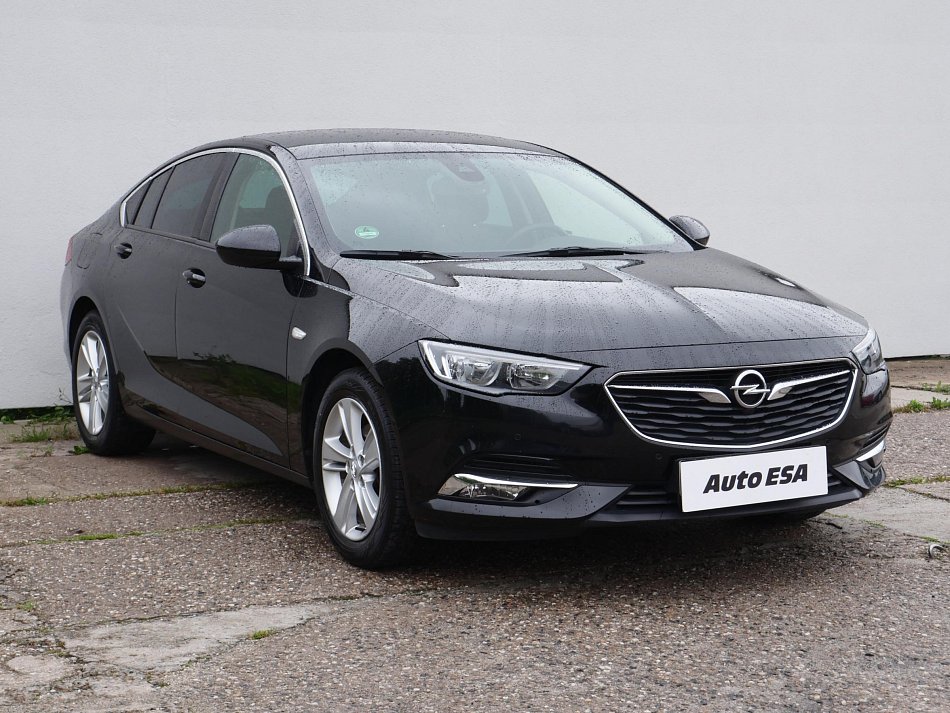 Opel Insignia 1.5T 